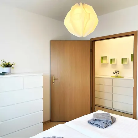 Silberseehaus In Der Freizeitoase Apartment Mortka